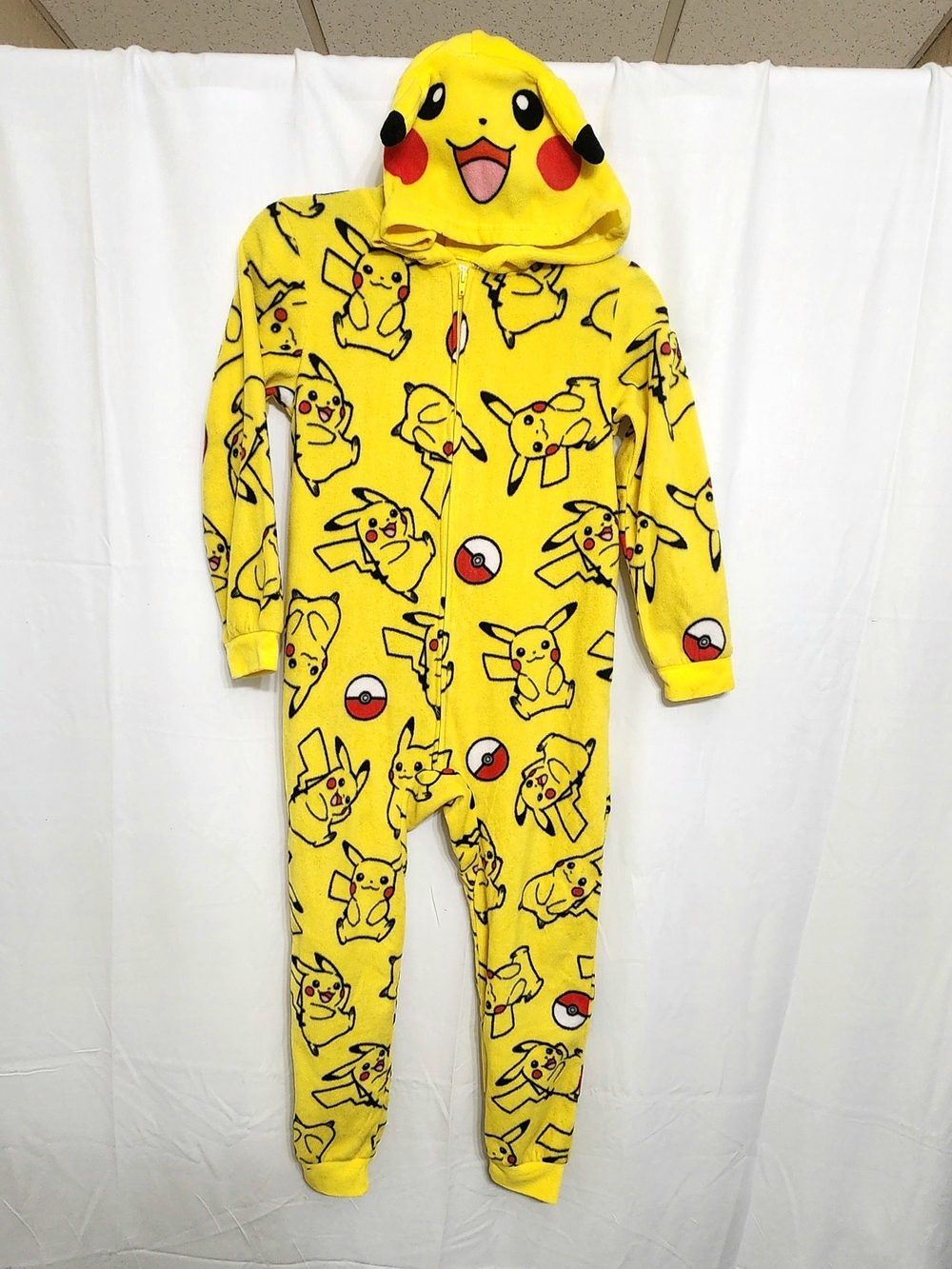 Pokemon Kids Yellow Pikachu Hooded Onesie Size 8